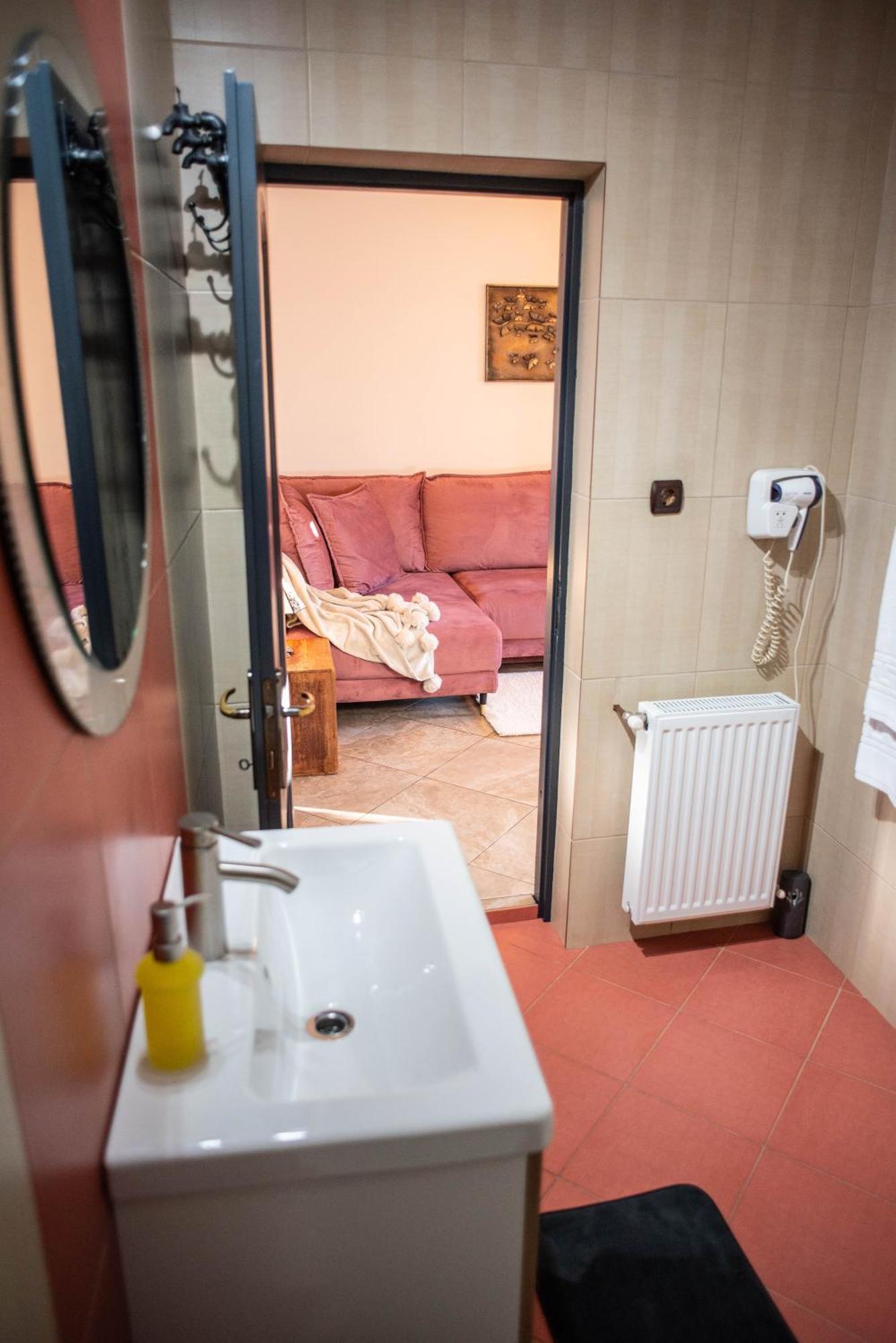 Billy&Ane Apartments,Rooms Синая Екстериор снимка