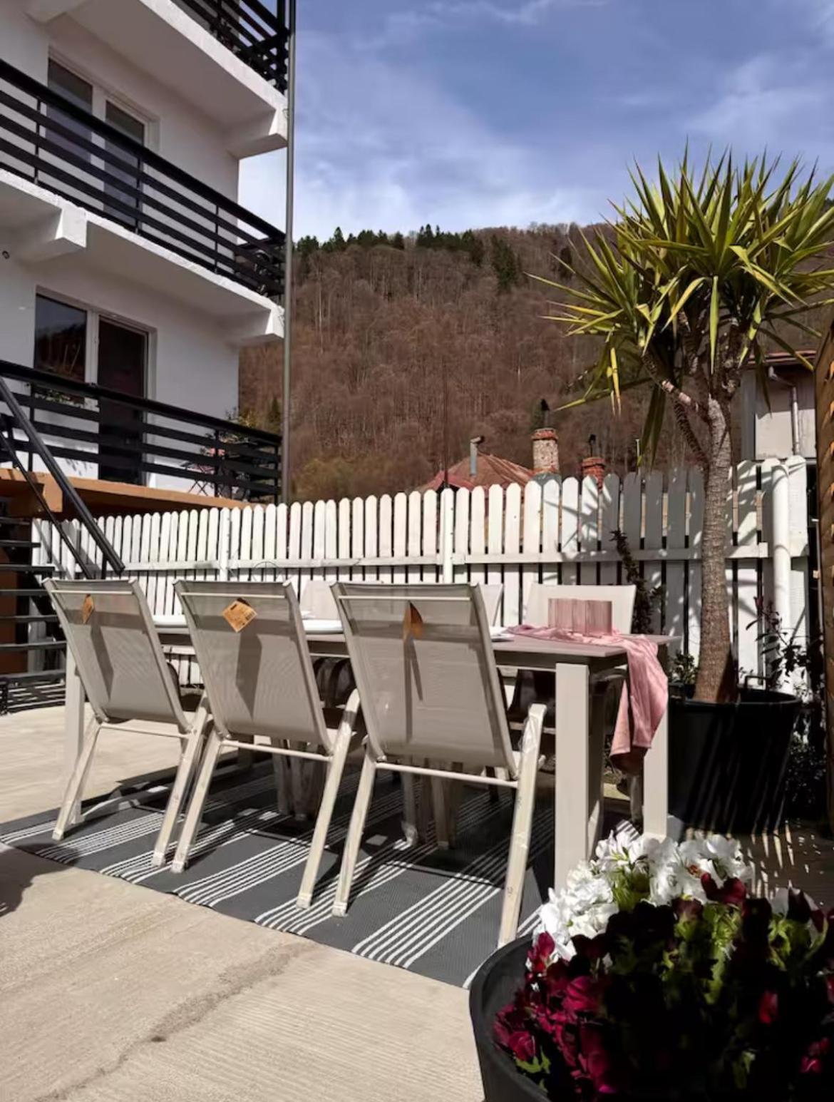 Billy&Ane Apartments,Rooms Синая Екстериор снимка